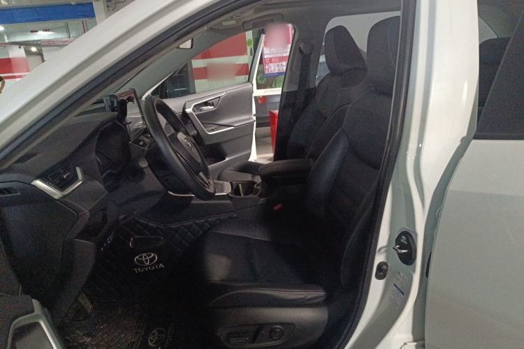 Used Toyota RAV4 2021 Dual-Engine 2.5L E-CVT Four-Wheel Drive Elite PLUS Edition Left Front Seat