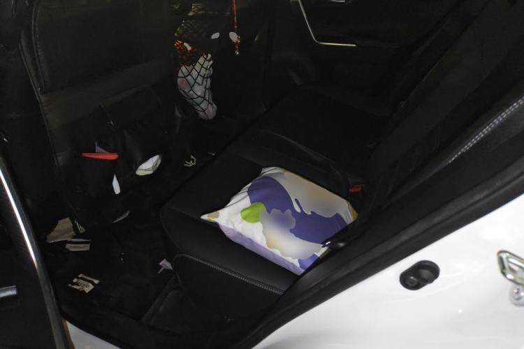 Used Toyota RAV4 2021 2.0L CVT Two-Wheel Drive Fashion PLUS Edition Left Rear Seat