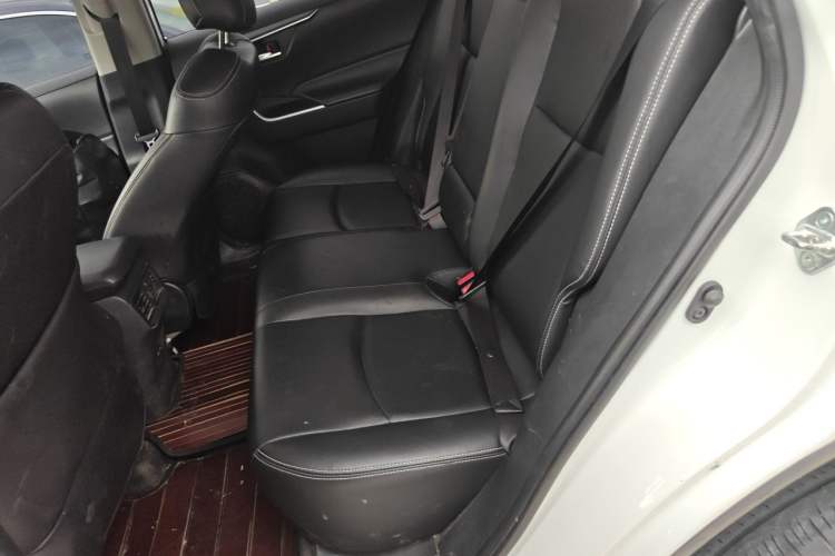 Used Toyota RAV4 2021 2.0L CVT Two-Wheel Drive Fashion Edition Left Rear Seat