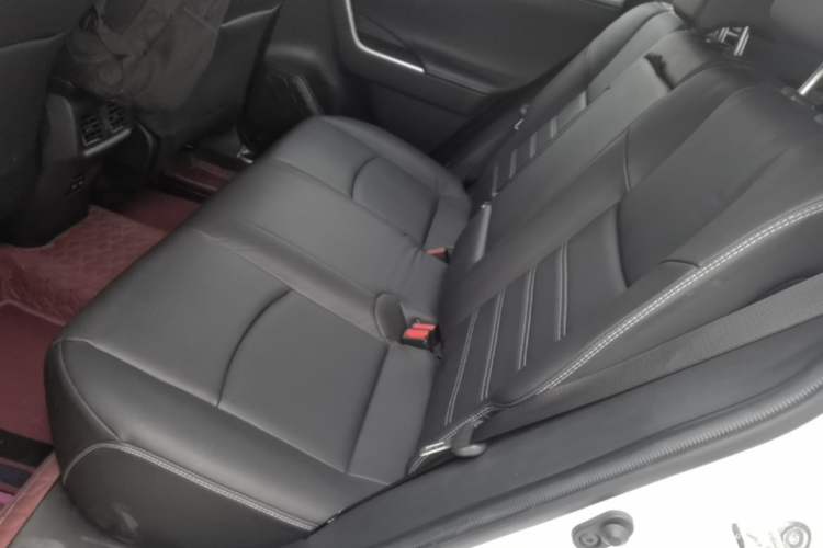 Used Toyota RAV4 2021 2.0L CVT Two-Wheel Drive Fashion PLUS Edition Left Rear Seat