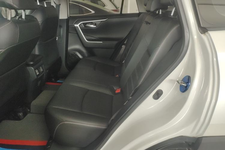 Used Toyota RAV4 2021 2.0L CVT Two-Wheel Drive Fashion PLUS Edition Left Rear Seat