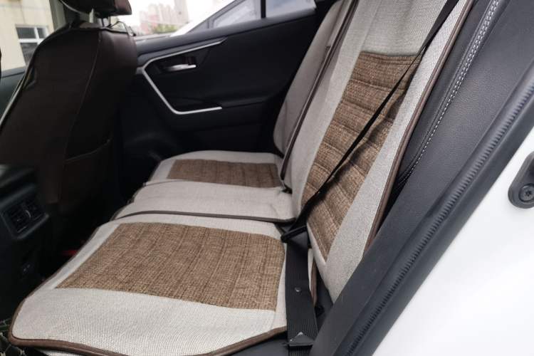 Used Toyota RAV4 2021 2.0L CVT 4x4 Style PLUS Edition Left Rear Seat