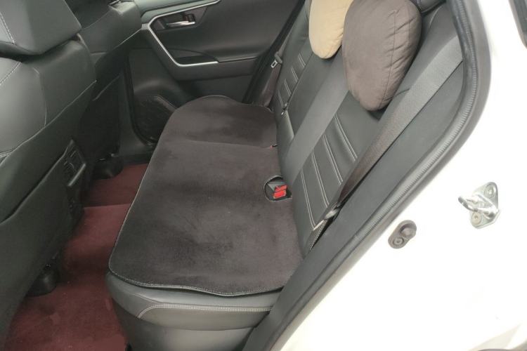 Used Toyota RAV4 2021 Revised Version Dual-Motor Hybrid 2.5L E-CVT 4x4 Elite PLUS Edition Left Rear Seat