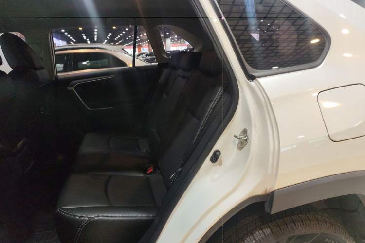 Used Toyota RAV4 2021 2.0L CVT Two-Wheel Drive Urban Edition Left Rear Seat