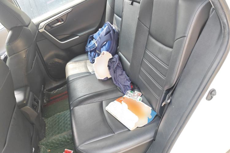 Used Toyota RAV4 2021 2.0L CVT Two-Wheel Drive Fashion PLUS Edition Left Rear Seat