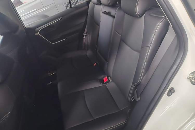 Used Toyota RAV4 2021 2.0L CVT Two-Wheel Drive Urban Edition Left Rear Seat