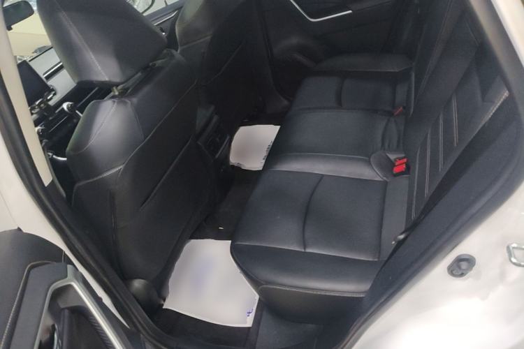 Used Toyota RAV4 2021 2.0L CVT Two-Wheel Drive Fashion PLUS Edition Left Rear Seat