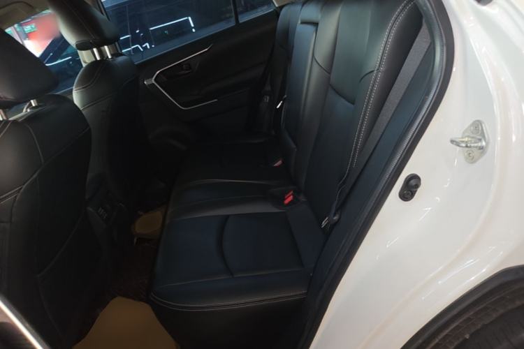 Used Toyota RAV4 2021 2.0L CVT Two-Wheel Drive Urban Edition Left Rear Seat