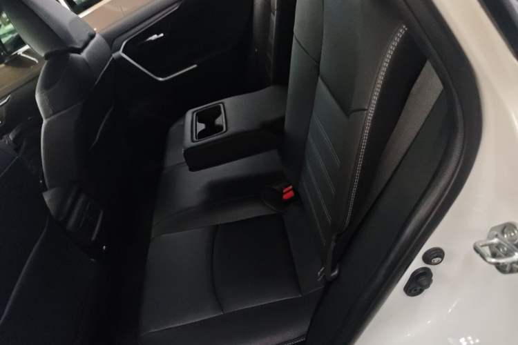 Used Toyota RAV4 2021 2.0L CVT 4x4 Style PLUS Edition Left Rear Seat