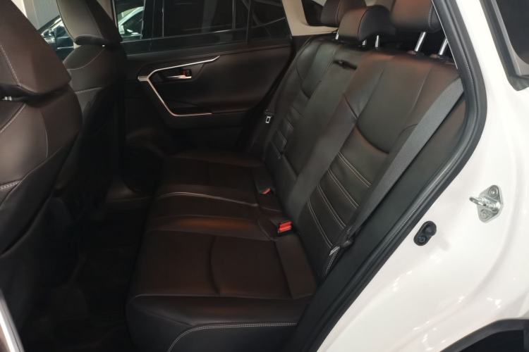 Used Toyota RAV4 2021 2.0L CVT 4x4 Style PLUS Edition Left Rear Seat
