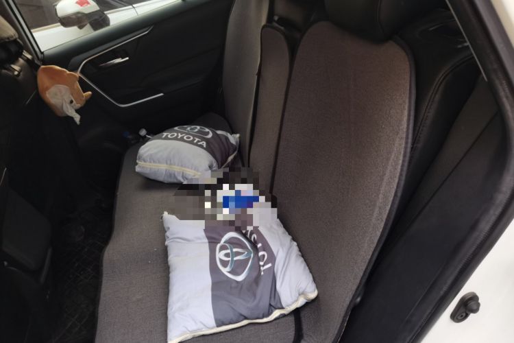Used Toyota RAV4 2021 2.0L CVT Two-Wheel Drive Fashion Edition Left Rear Seat