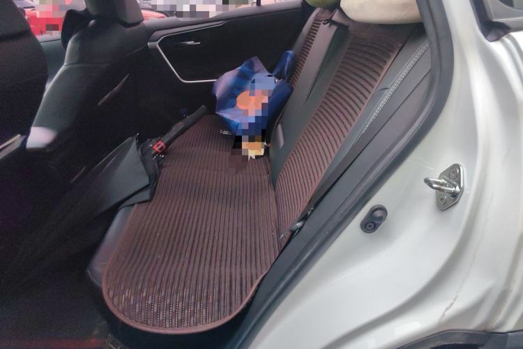 Used Toyota RAV4 2021 2.0L CVT Two-Wheel Drive Fashion PLUS Edition Left Rear Seat