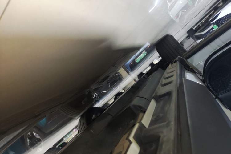 Used Toyota RAV4 2021 2.0L CVT Two-Wheel Drive Fashion PLUS Edition Left Side Sill