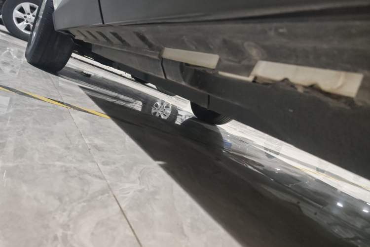 Used Toyota RAV4 2021 2.0L CVT Two-Wheel Drive Fashion Edition Left Side Sill