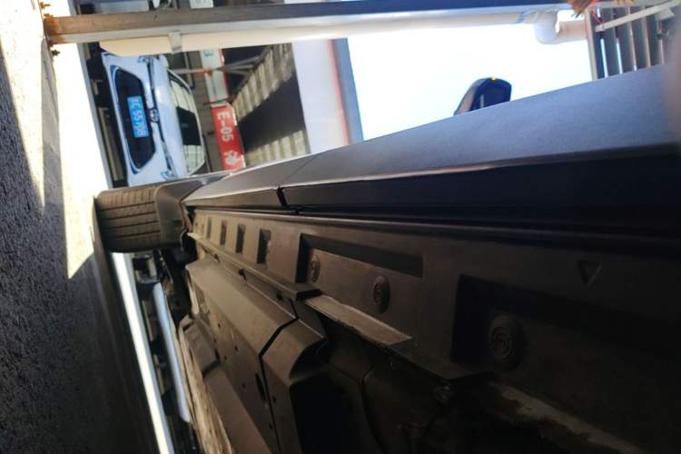 Used Toyota RAV4 2021 2.0L CVT Two-Wheel Drive Fashion Edition Left Side Sill