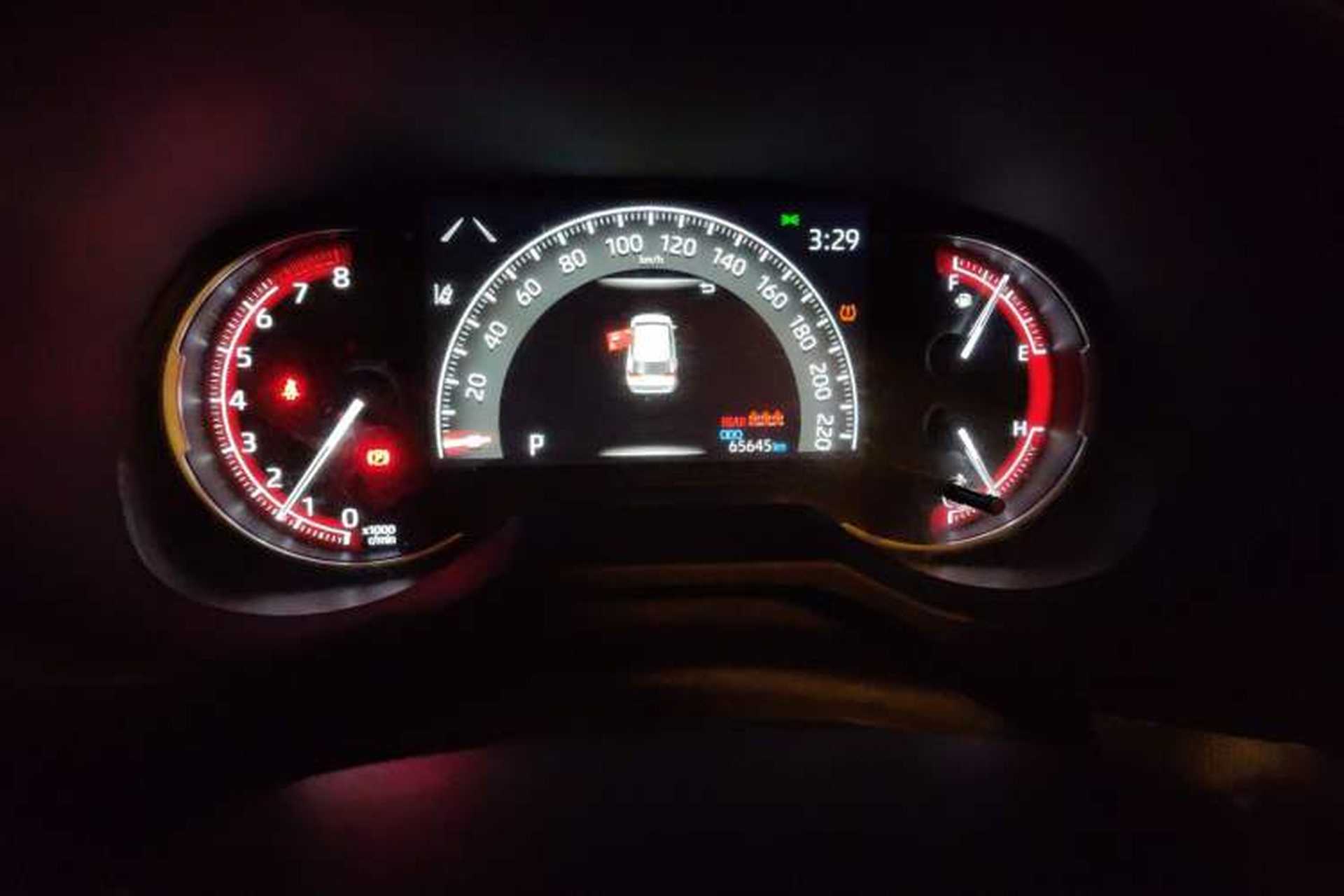 Used Toyota RAV4 2021 2.0L CVT Two-Wheel Drive Fashion PLUS Edition Odometer Close Up