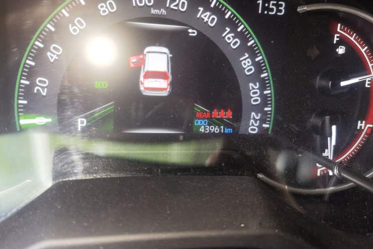 Used Toyota RAV4 2021 2.0L CVT 4x4 Trend Edition Odometer Close Up