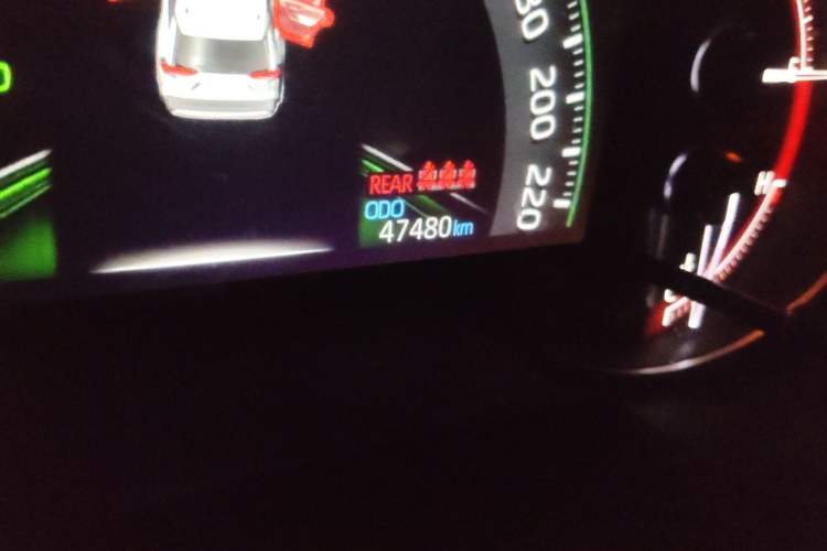 Used Toyota RAV4 2021 2.0L CVT Two-Wheel Drive Fashion PLUS Edition Odometer Close Up