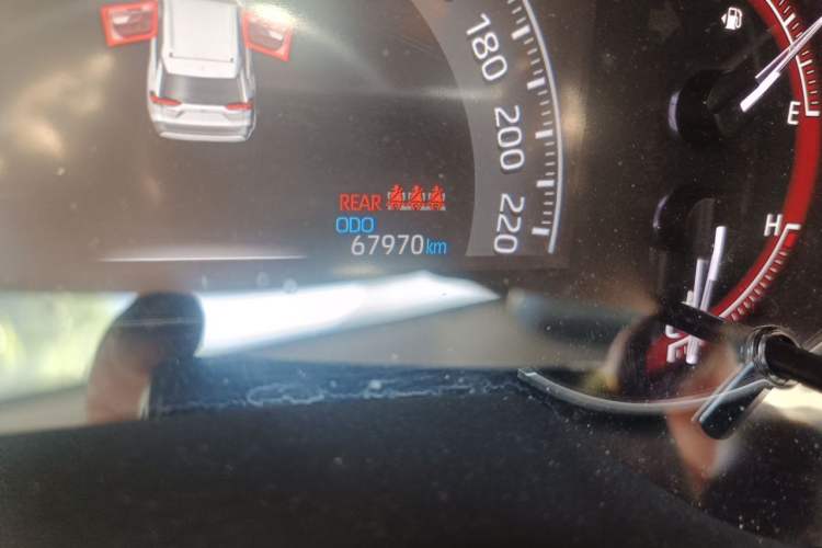 Used Toyota RAV4 2021 2.0L CVT 4x4 Style PLUS Edition Odometer Close Up