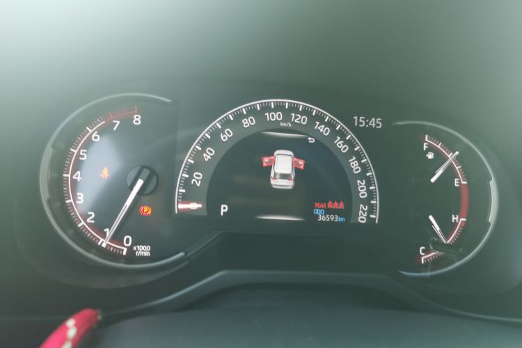Used Toyota RAV4 2021 2.0L CVT Two-Wheel Drive Fashion Edition Odometer Close Up