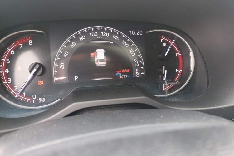 Used Toyota RAV4 2021 2.0L CVT Two-Wheel Drive Fashion PLUS Edition Odometer Close Up