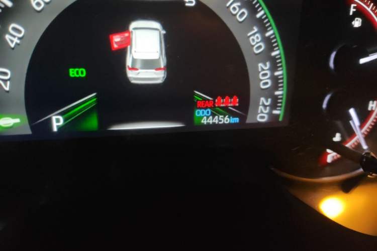 Used Toyota RAV4 2021 2.0L CVT Two-Wheel Drive Fashion PLUS Edition Odometer Close Up