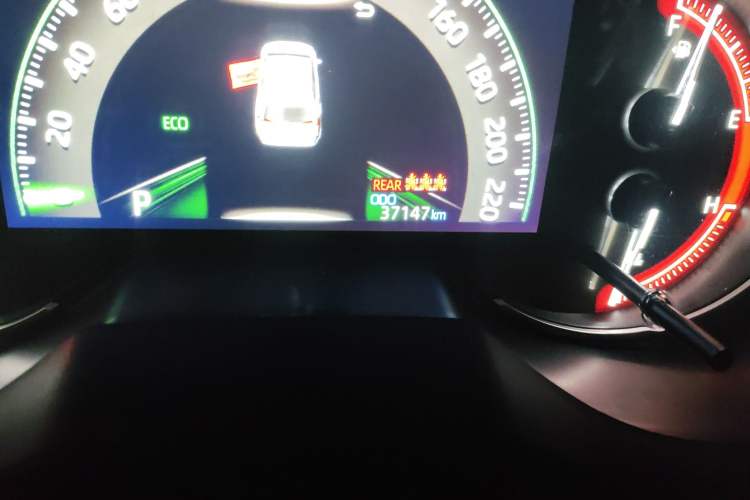 Used Toyota RAV4 2021 2.0L CVT Two-Wheel Drive Fashion PLUS Edition Odometer Close Up