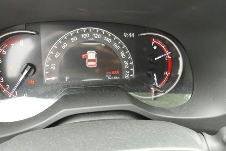 Used Toyota RAV4 2021 2.0L CVT 4x4 Style PLUS Edition Odometer Close Up