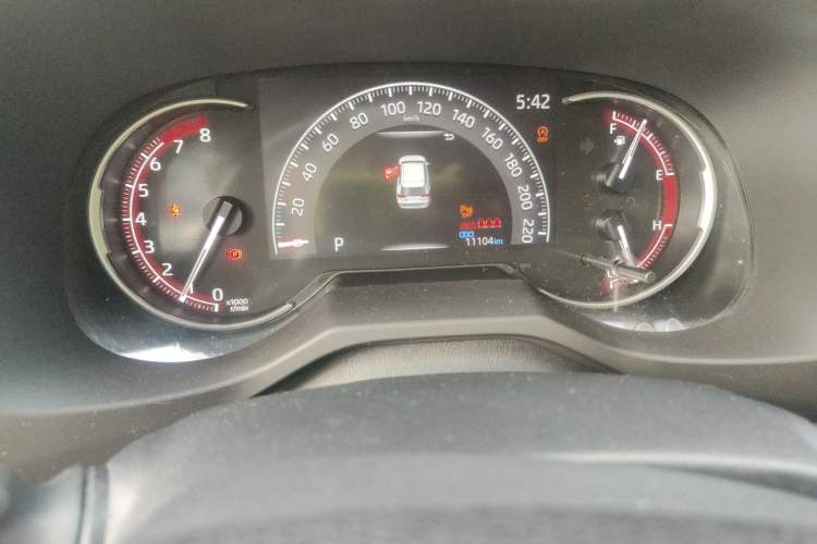 Used Toyota RAV4 2021 2.0L CVT Two-Wheel Drive Fashion PLUS Edition Odometer Close Up