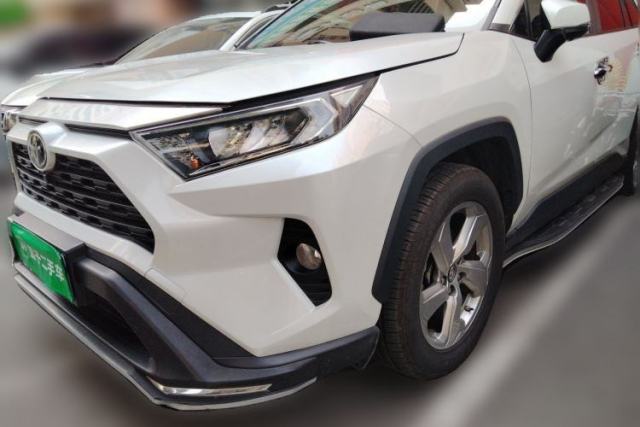 Used Toyota RAV4 2021 2.0L CVT Two-Wheel Drive Fashion PLUS Edition