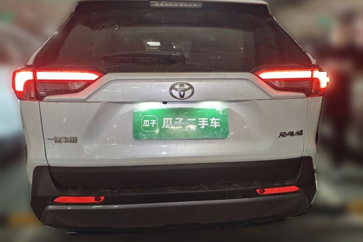 Used Toyota RAV4 2021 2.0L CVT Two-Wheel Drive Fashion PLUS Edition Rear