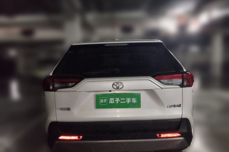 Used Toyota RAV4 2021 2.0L CVT Two-Wheel Drive Fashion PLUS Edition Rear