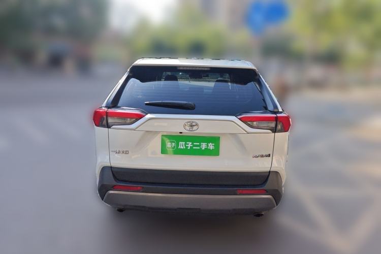 Used Toyota RAV4 2021 2.0L CVT Two-Wheel Drive Fashion Edition Rear