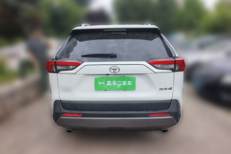 Used Toyota RAV4 2021 2.0L CVT Two-Wheel Drive Fashion Edition Rear