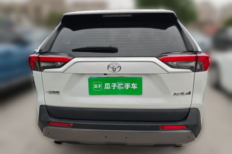 Used Toyota RAV4 2021 2.0L CVT Two-Wheel Drive Fashion PLUS Edition Rear