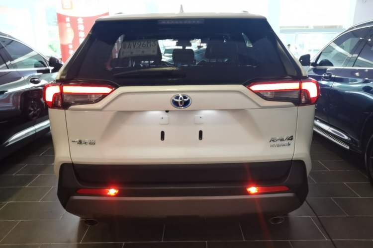 Used Toyota RAV4 2021 Revised Version Dual-Motor Hybrid 2.5L E-CVT Two-Wheel Drive Elite Edition Rear