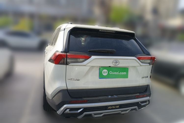Used Toyota RAV4 2021 2.0L CVT Two-Wheel Drive Fashion Edition Rear