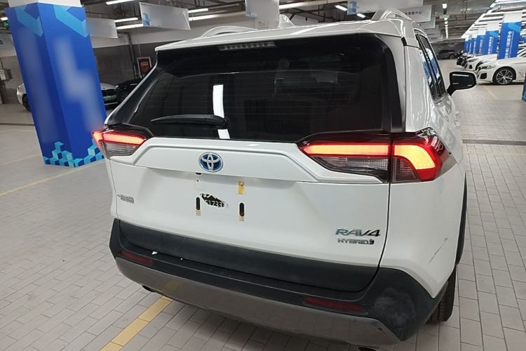Used Toyota RAV4 2021 Dual-Engine 2.5L E-CVT Two-Wheel Drive Elite Edition Rear