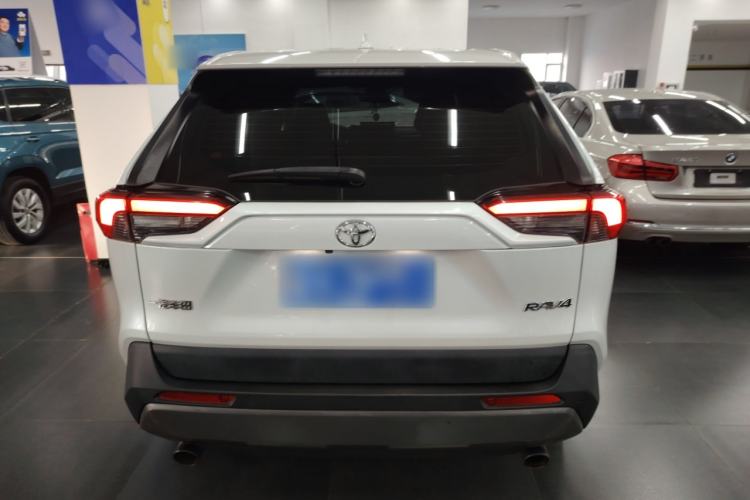 Used Toyota RAV4 2021 2.0L CVT Two-Wheel Drive Fashion PLUS Edition Rear