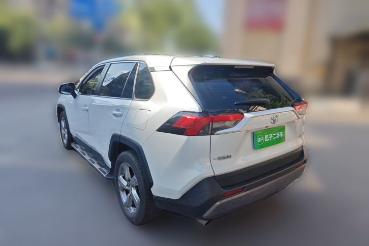 Used Toyota RAV4 2021 2.0L CVT Two-Wheel Drive Fashion Edition Rear Left 45 Deg