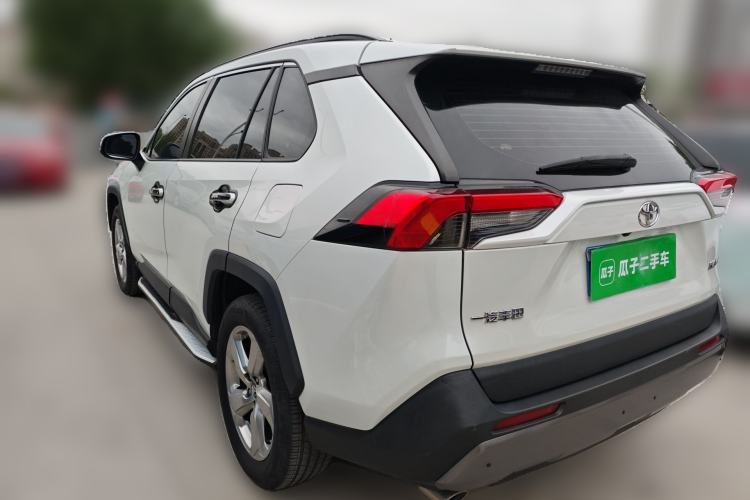 Used Toyota RAV4 2021 2.0L CVT Two-Wheel Drive Fashion PLUS Edition Rear Left 45 Deg