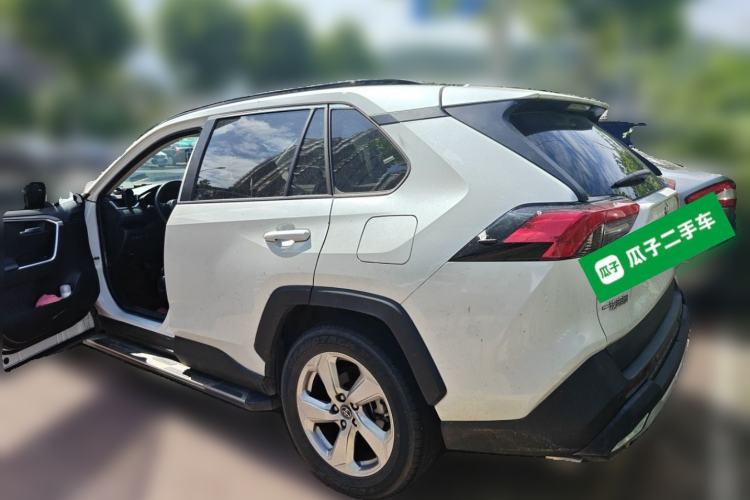 Used Toyota RAV4 2021 2.0L CVT Two-Wheel Drive Fashion PLUS Edition Rear Left 45 Deg