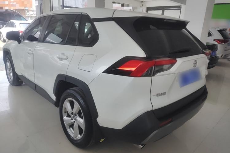 Used Toyota RAV4 2021 2.0L CVT Two-Wheel Drive Fashion PLUS Edition Rear Left 45 Deg