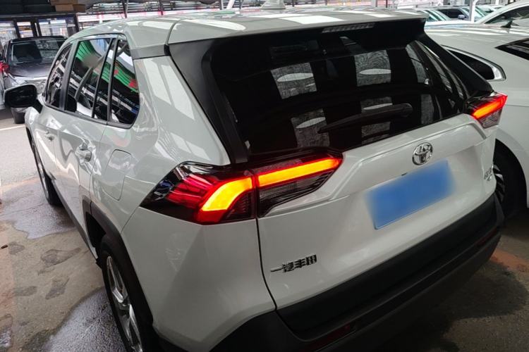 Used Toyota RAV4 2021 2.0L CVT 4x4 Trend Edition Rear Left 45 Deg