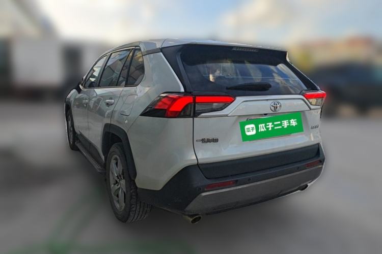 Used Toyota RAV4 2021 2.0L CVT Two-Wheel Drive Fashion PLUS Edition Rear Left 45 Deg