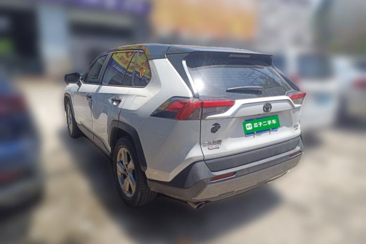 Used Toyota RAV4 2021 2.0L CVT 4x4 Style PLUS Edition Rear Left 45 Deg