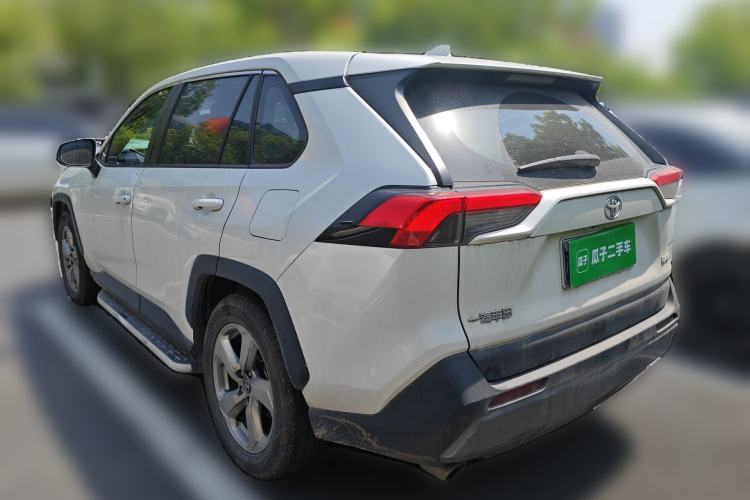 Used Toyota RAV4 2021 2.0L CVT Two-Wheel Drive Fashion PLUS Edition Rear Left 45 Deg
