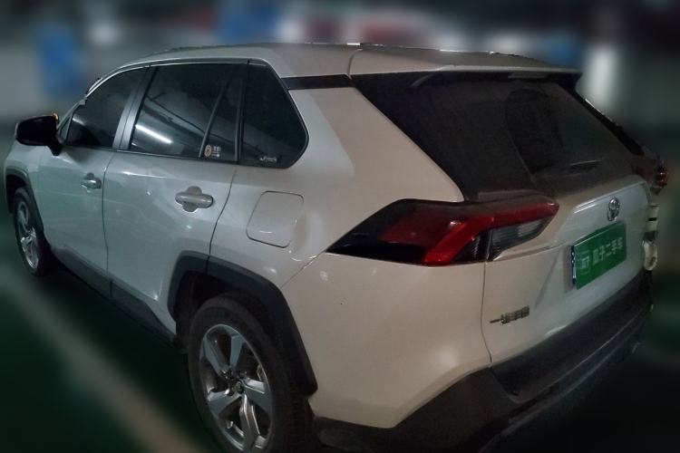 Used Toyota RAV4 2021 2.0L CVT Two-Wheel Drive Fashion Edition Rear Left 45 Deg