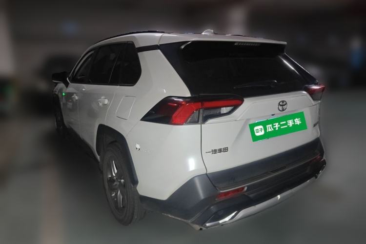 Used Toyota RAV4 2021 2.0L CVT Two-Wheel Drive Fashion PLUS Edition Rear Left 45 Deg