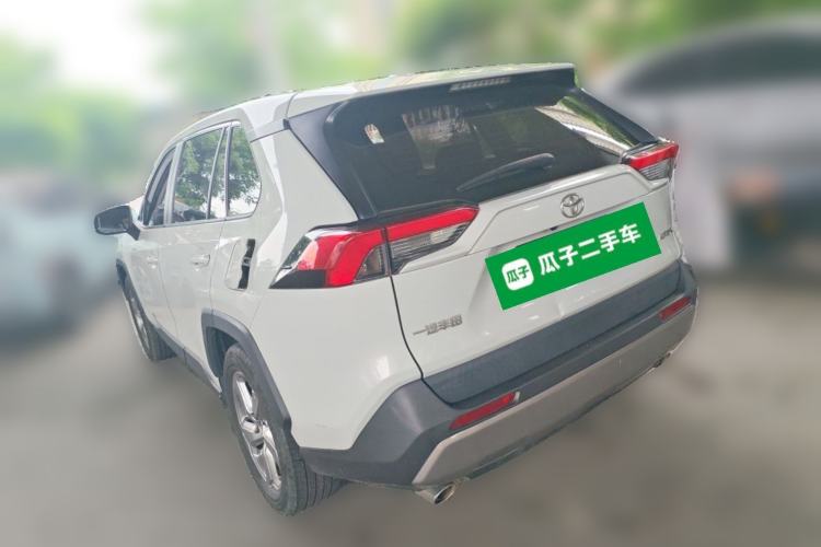 Used Toyota RAV4 2021 2.0L CVT Two-Wheel Drive Fashion Edition Rear Left 45 Deg